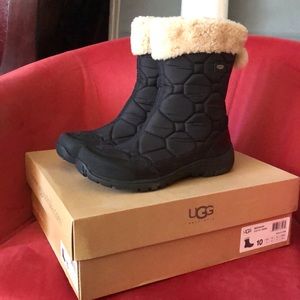 Snow Boots